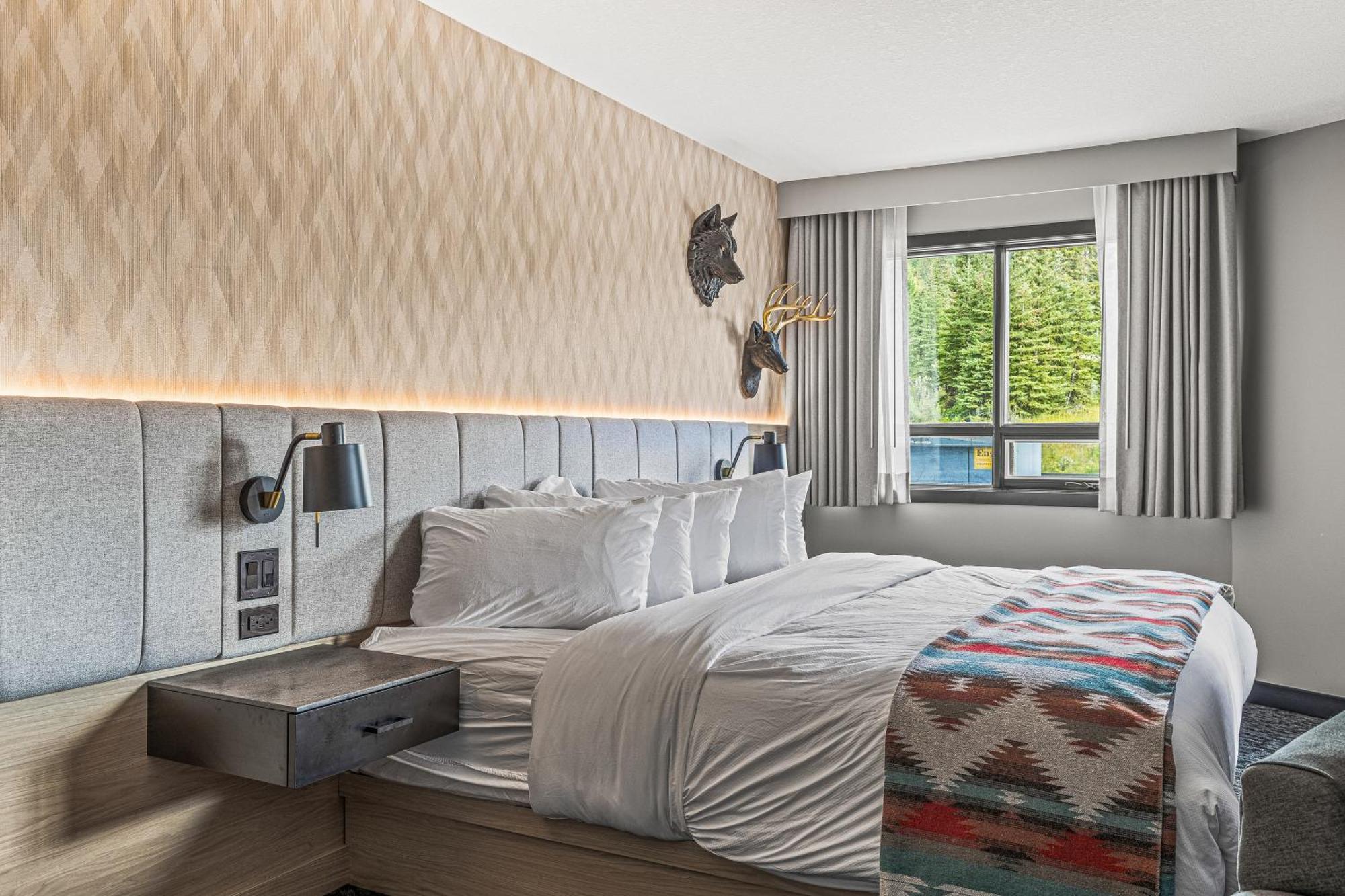 Mtn House By Basecamp Hotell Canmore Eksteriør bilde